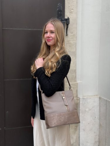 Táska Karen N 157 fekete rostbőr női