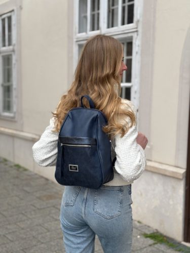 Maks N 242 fekete lakk kroko 