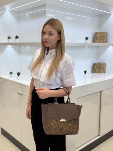 Iliana E 6030 fekete virág