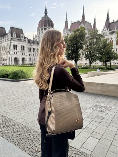 Ignacy K 7048 fekete