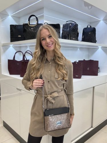 Andrea 9358 barna drapp velúr virág