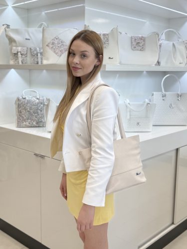 Megi D 655 bézs arany DK