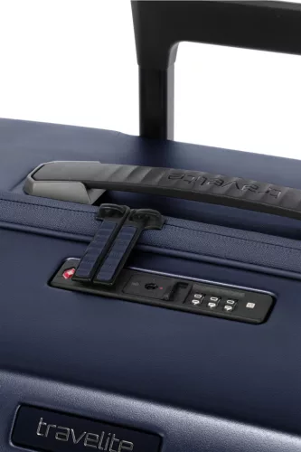 Millennium 4w M navy bővíthető közepes méretű bőrönd